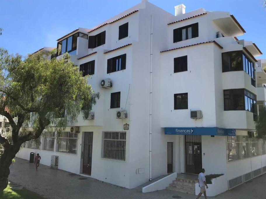 Alexa Apartment T2, Albufeira Center Two Bedrooms Self Check-In Extérieur photo